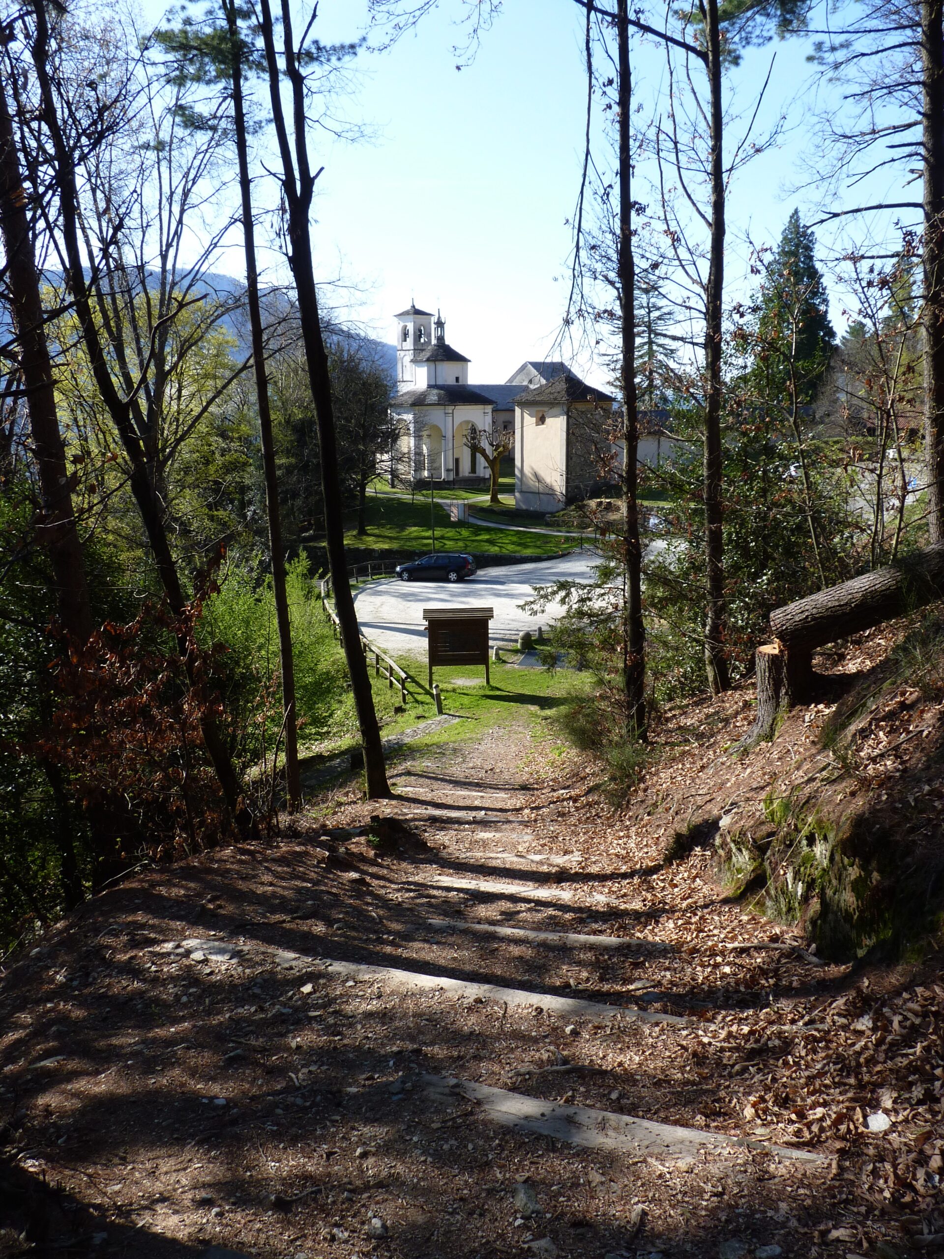 Der Naturlehrpfad des Sonderreservates Sacro Monte della SS. Trinità di Ghiffa